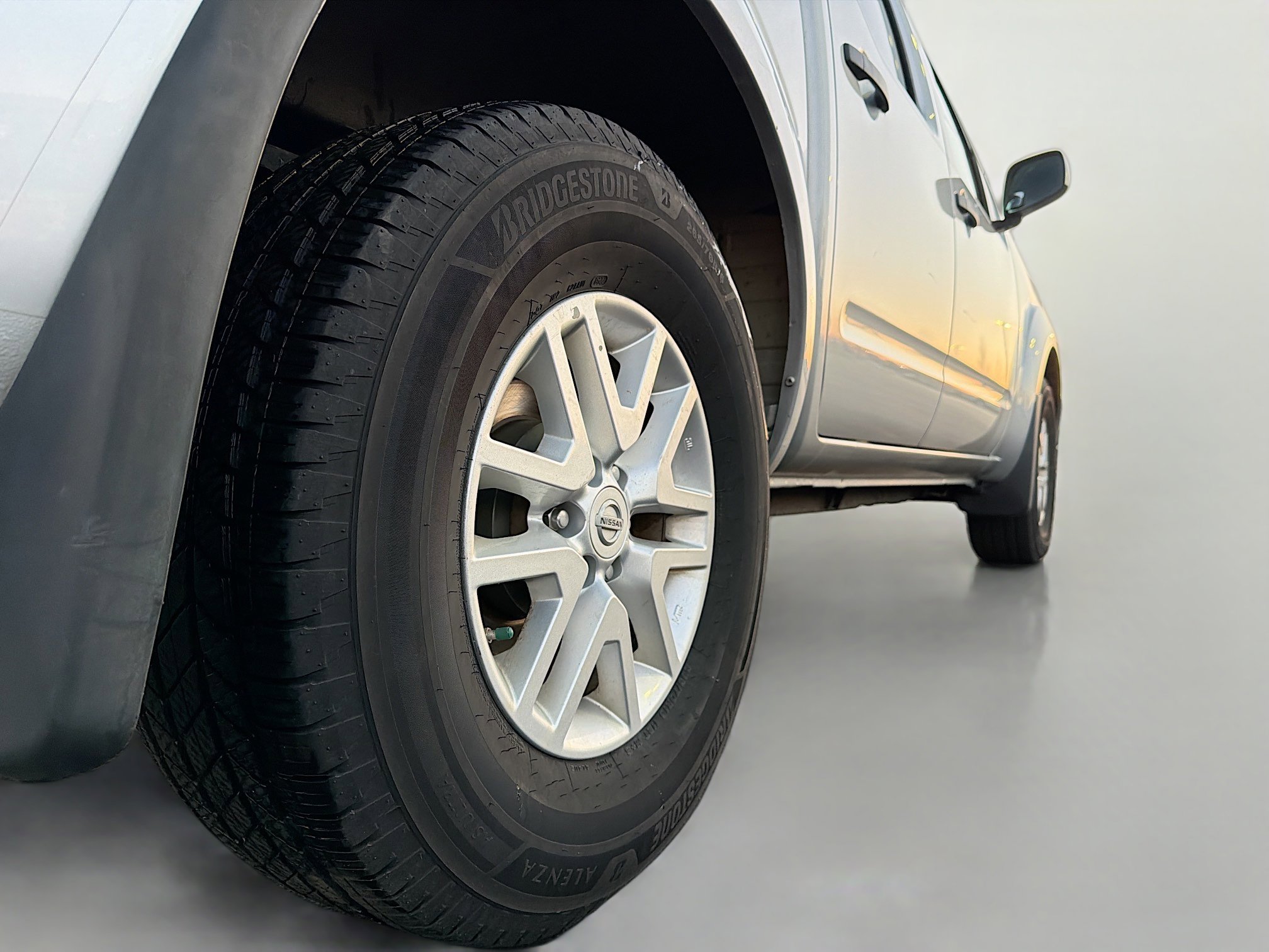 Used 2017 Nissan Frontier SV image 17