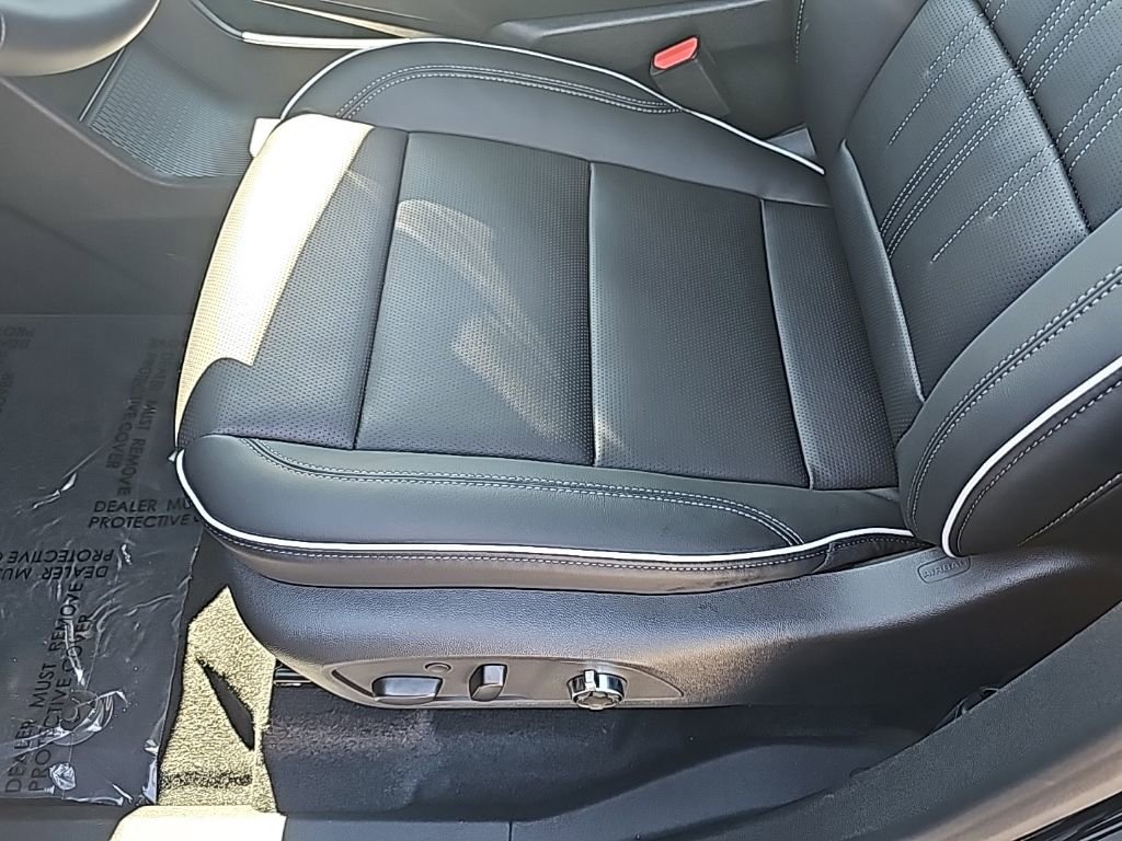 New 2026 Buick Enclave Avenir w/ Super Cruise Package image 13