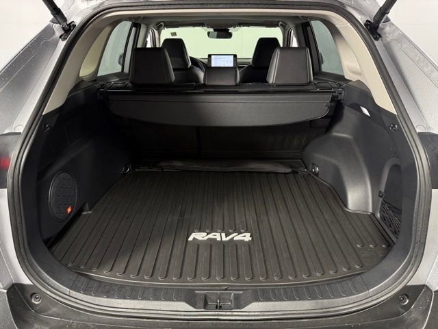 Used 2024 Toyota RAV4 Limited image 25