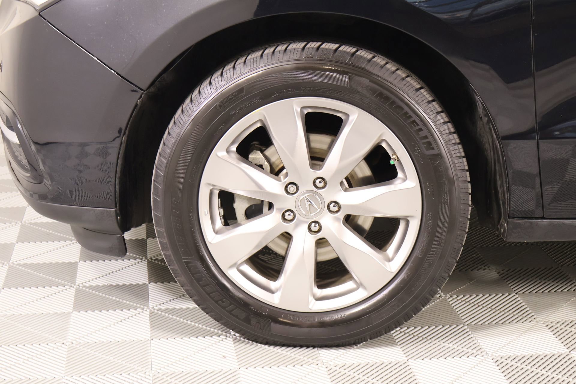 Used 2016 Acura MDX SH-AWD image 19