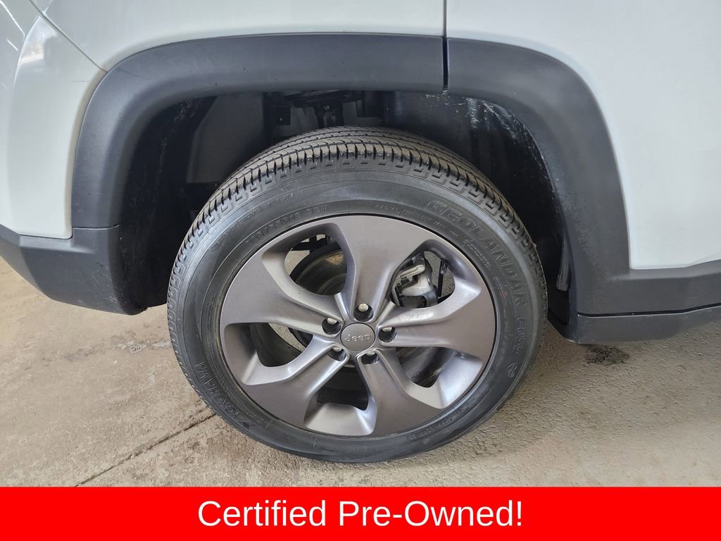 Certified 2022 Jeep Compass Latitude image 37