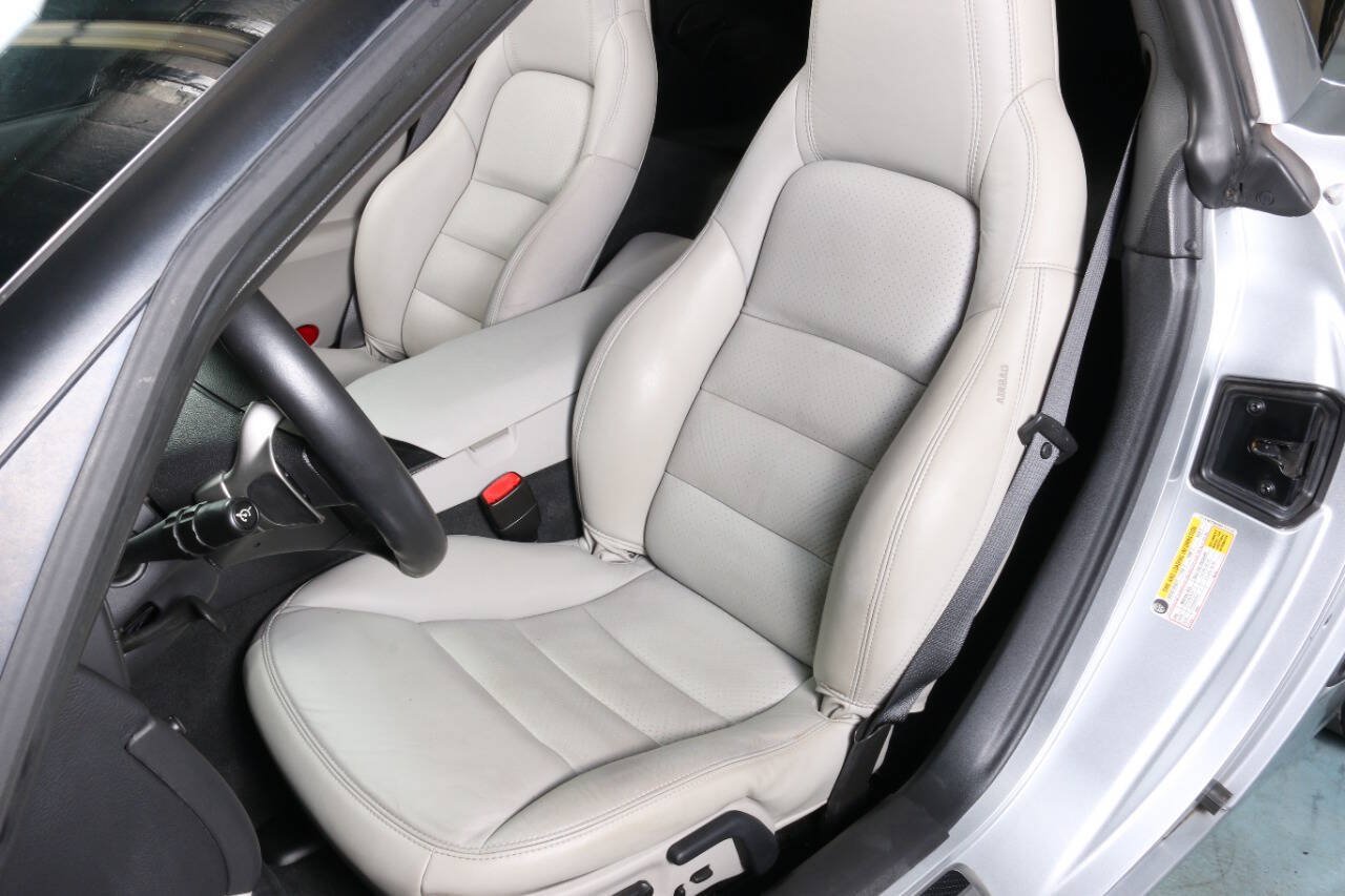 Used 2011 Chevrolet Corvette Grand Sport w/ Preferred Equipment Group RWD image 44