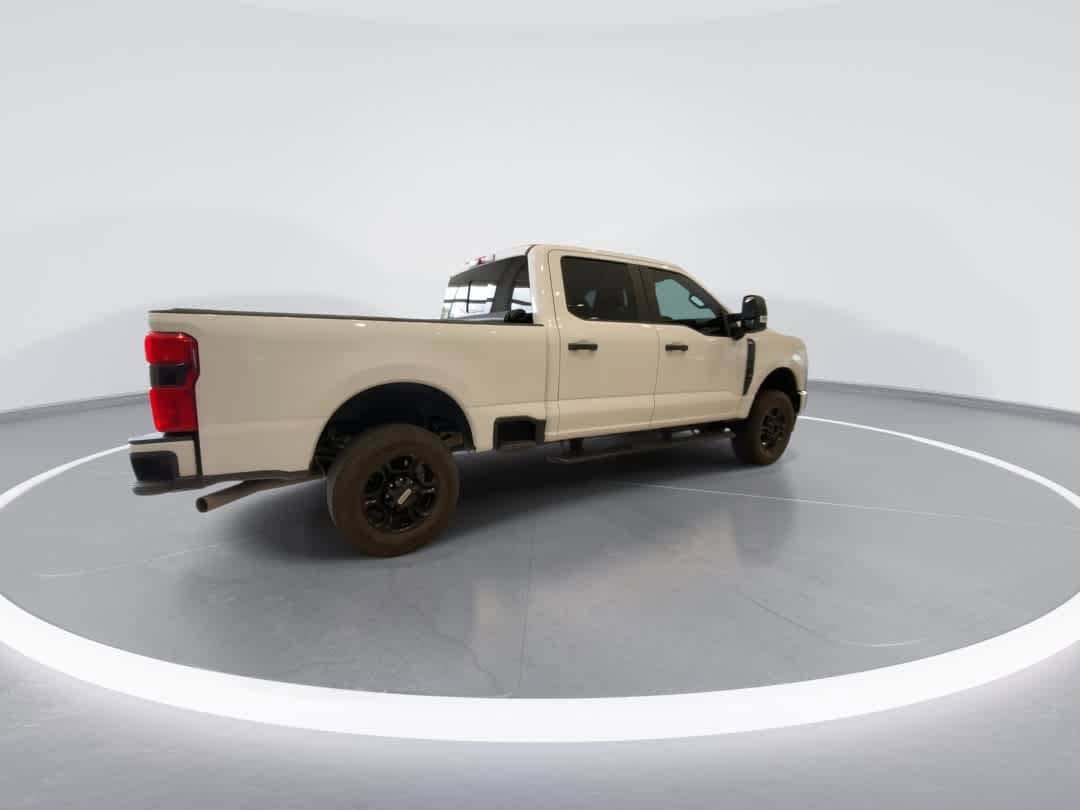 Used 2024 Ford F250 XL w/ STX Appearance Package AWD/4WD image 8