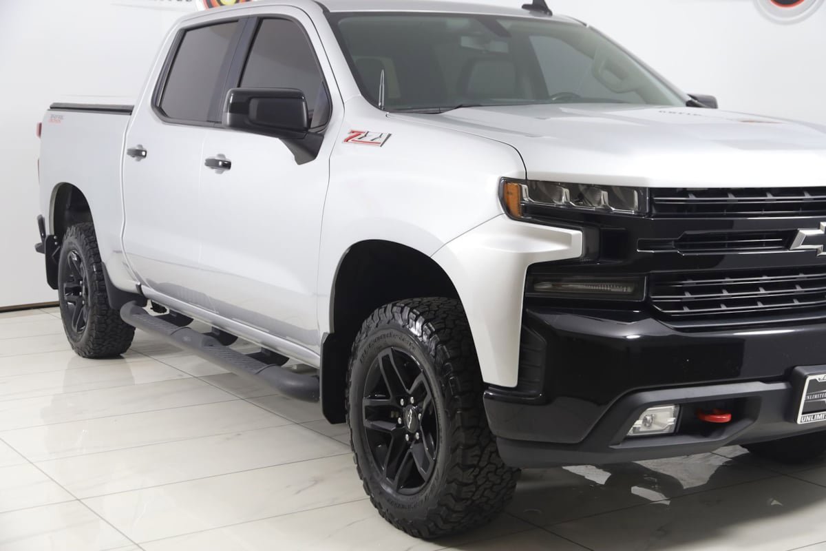 Used 2019 Chevrolet Silverado 1500 LT Trail Boss AWD/4WD image 37