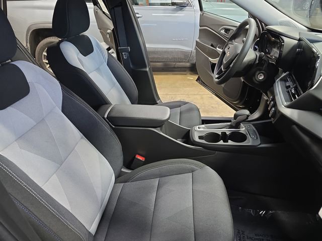 New 2026 Chevrolet Trax LS image 11