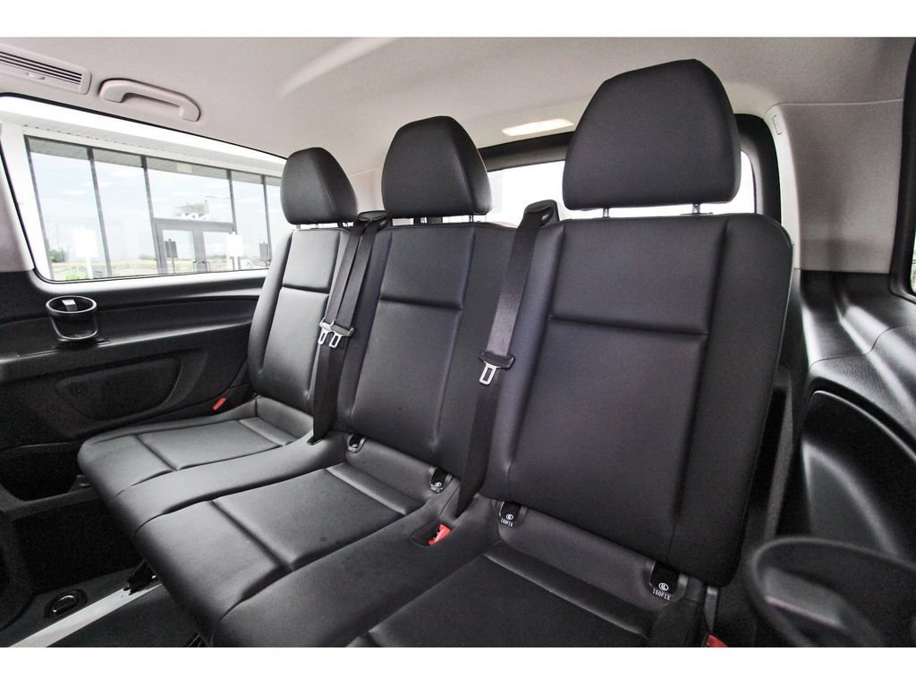 Used 2023 Mercedes-Benz Metris Passenger image 30