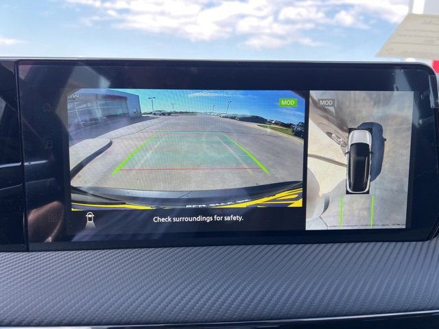 New 2026 Nissan Kicks SR image 17