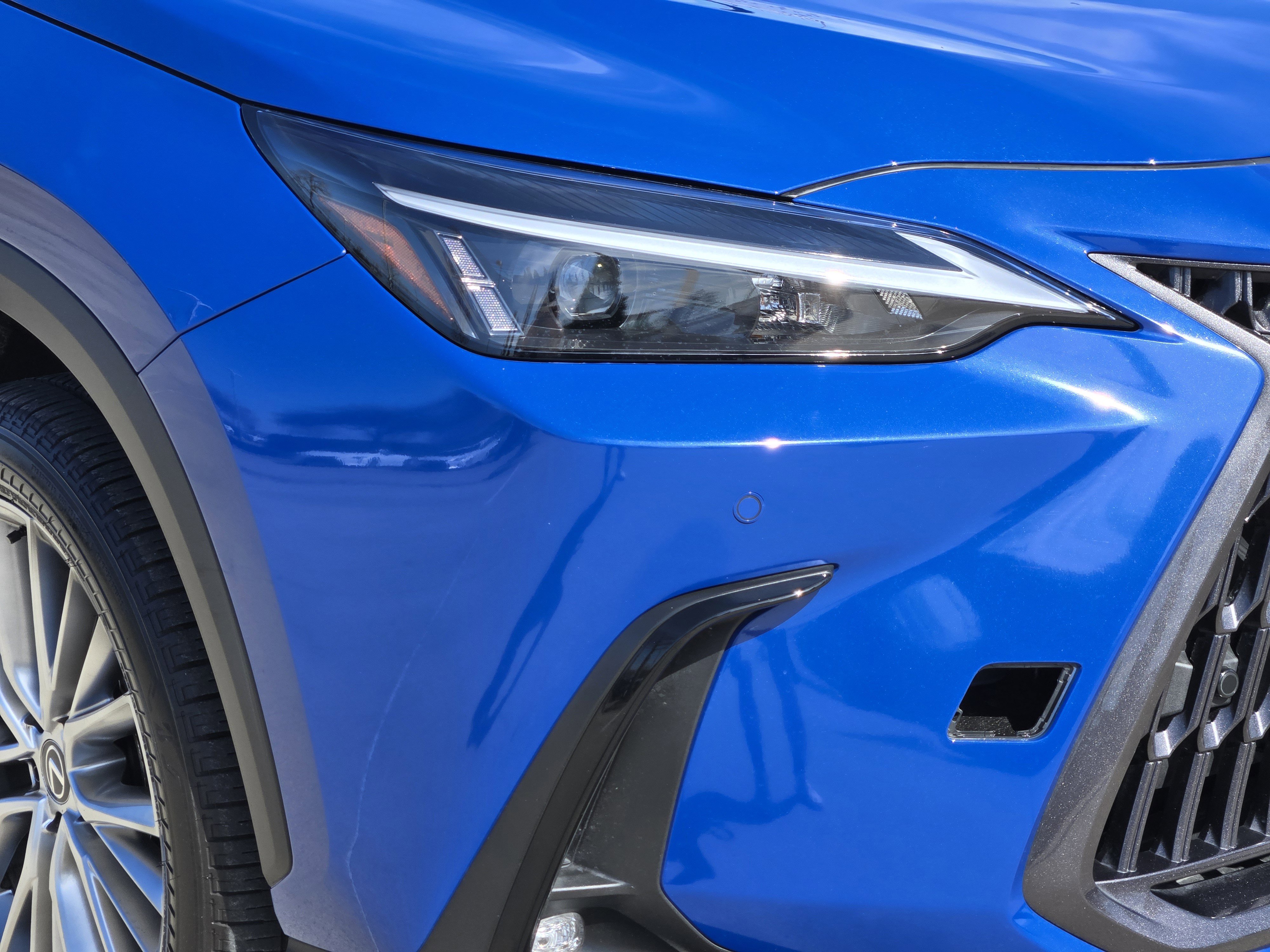 Certified 2025 Lexus NX 350 AWD w/ Accessory Package (2T) image 9