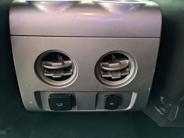 Used 2014 Ford F150 Raptor image 15