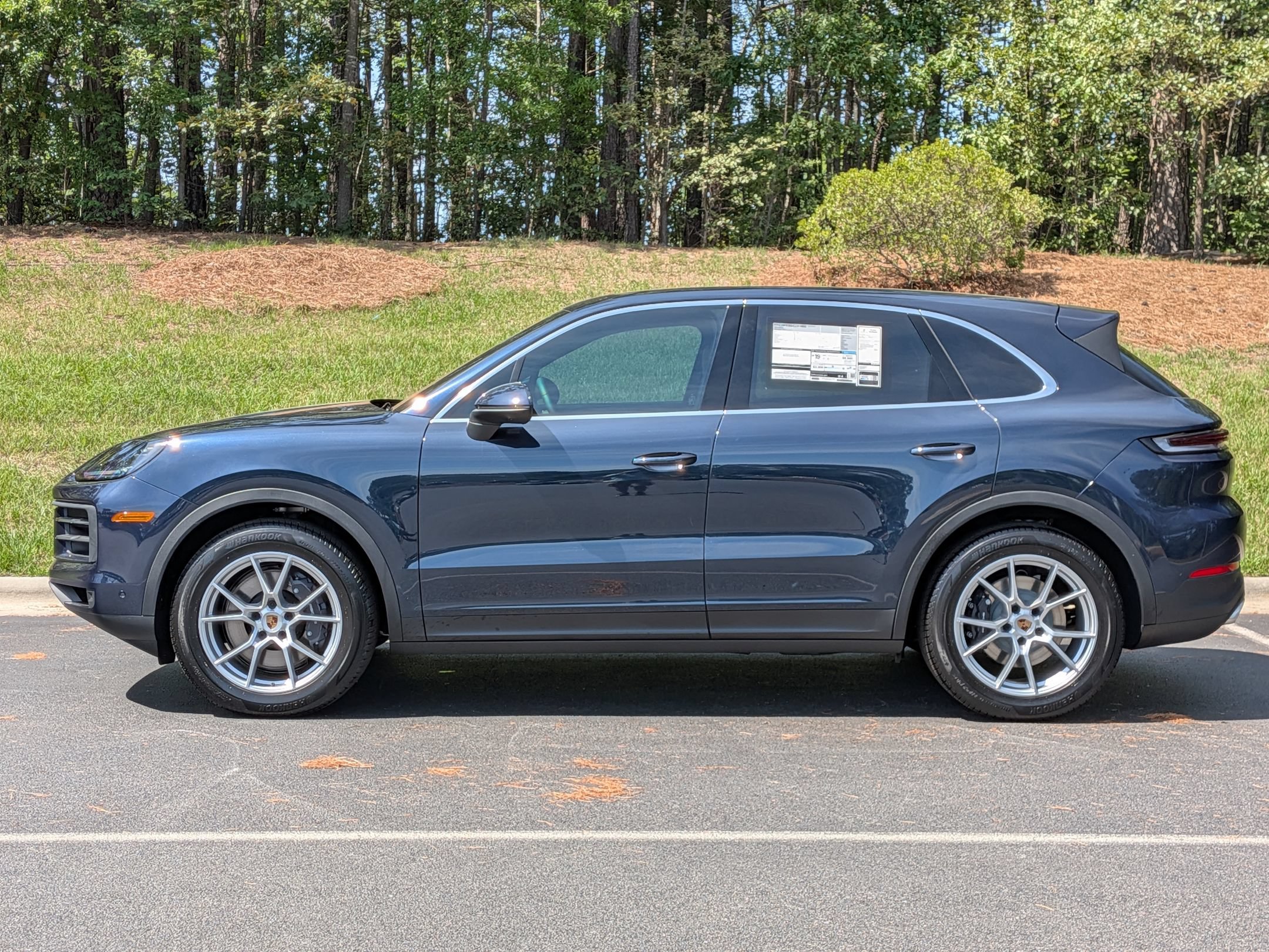 New 2026 Porsche Cayenne AWD/4WD image 2