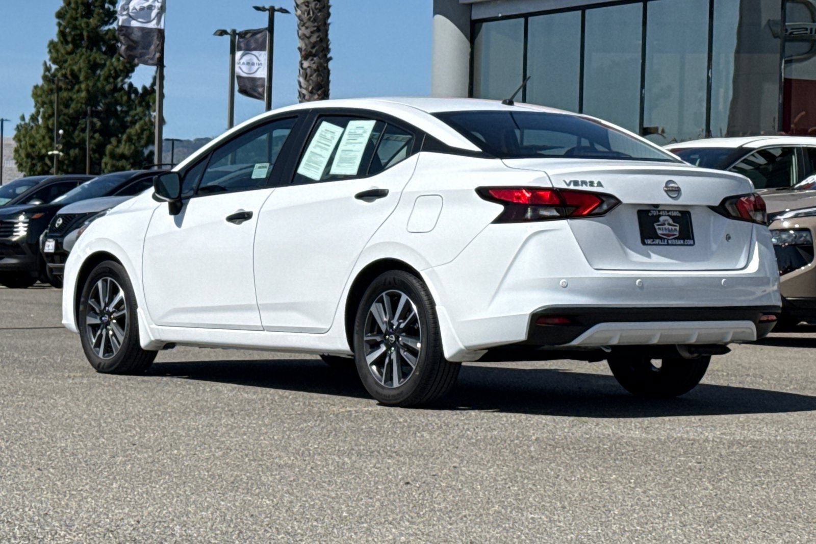 Certified 2025 Nissan Versa S w/ S Plus Package FWD image 8