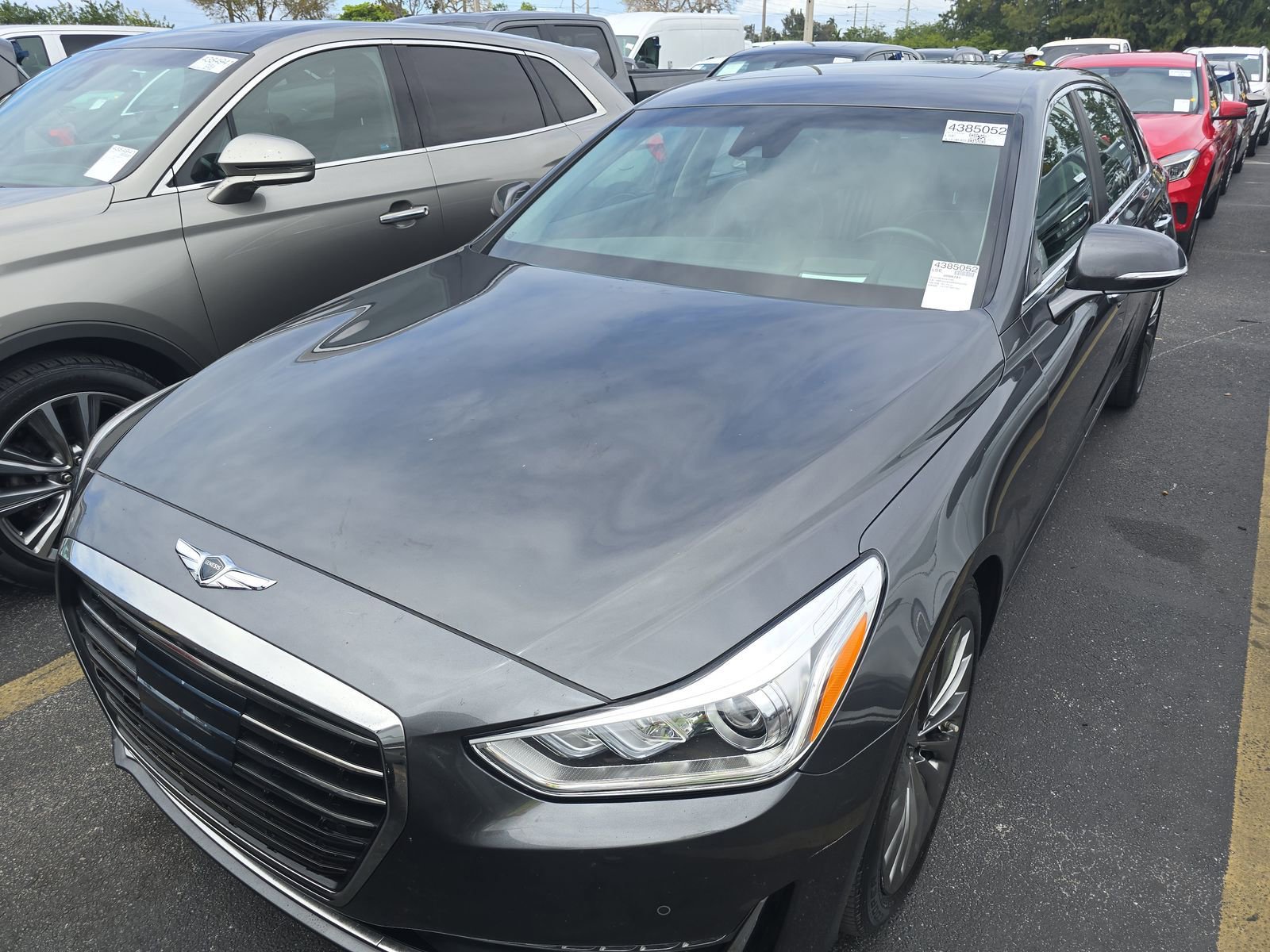Used 2019 Genesis G90 5.0 Ultimate image 1