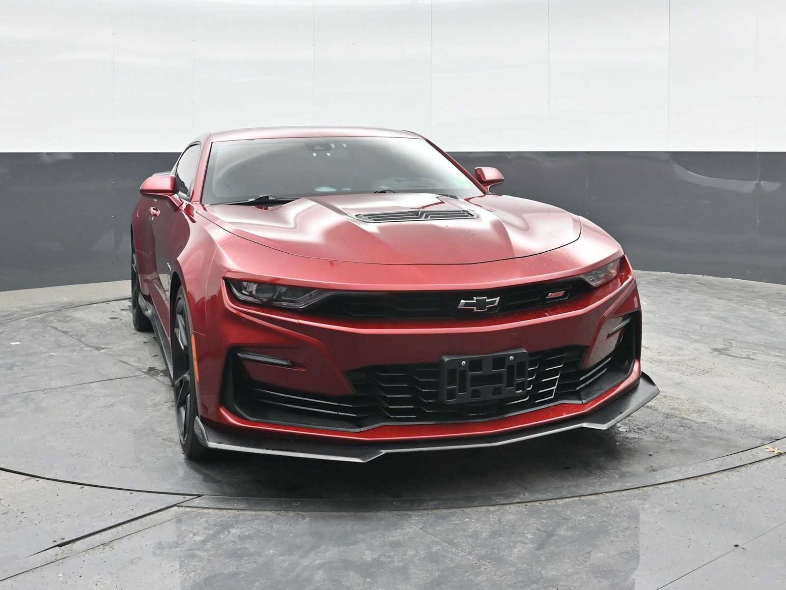 Used 2022 Chevrolet Camaro SS RWD image 6