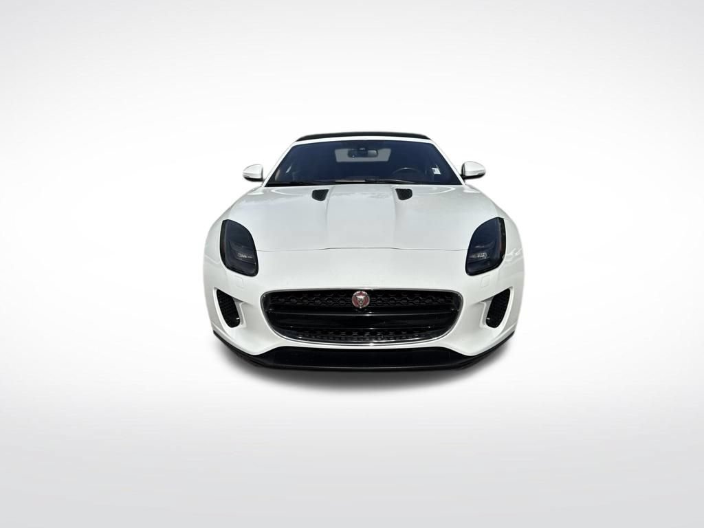 Used 2018 Jaguar F-TYPE Convertible RWD image 3