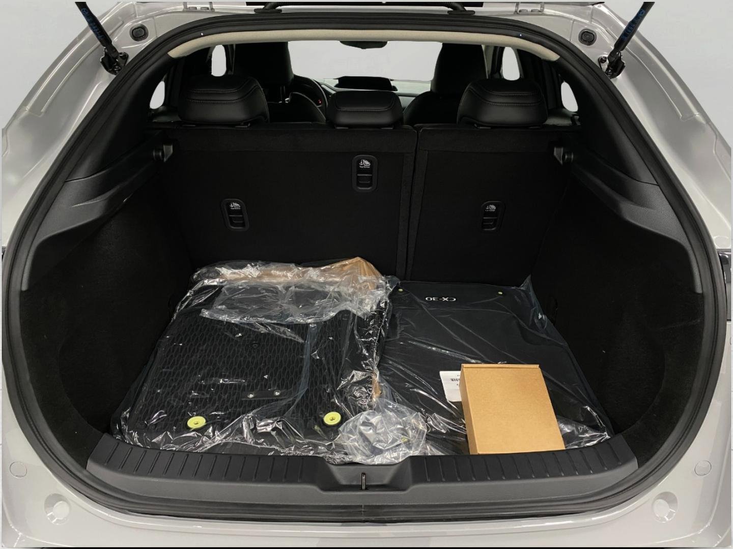New 2026 MAZDA CX-30 AWD 2.5 S w/ Select Sport Pkg image 5
