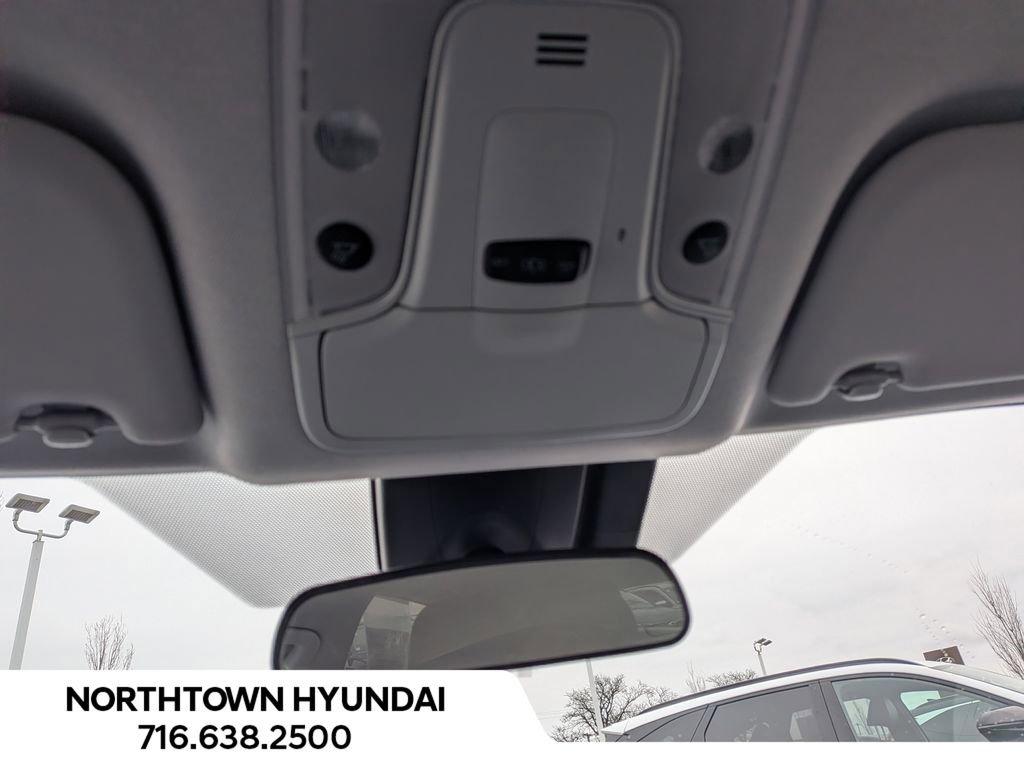 Used 2017 Toyota Prius Prime Premium w/ Preferred Accessory Package image 21