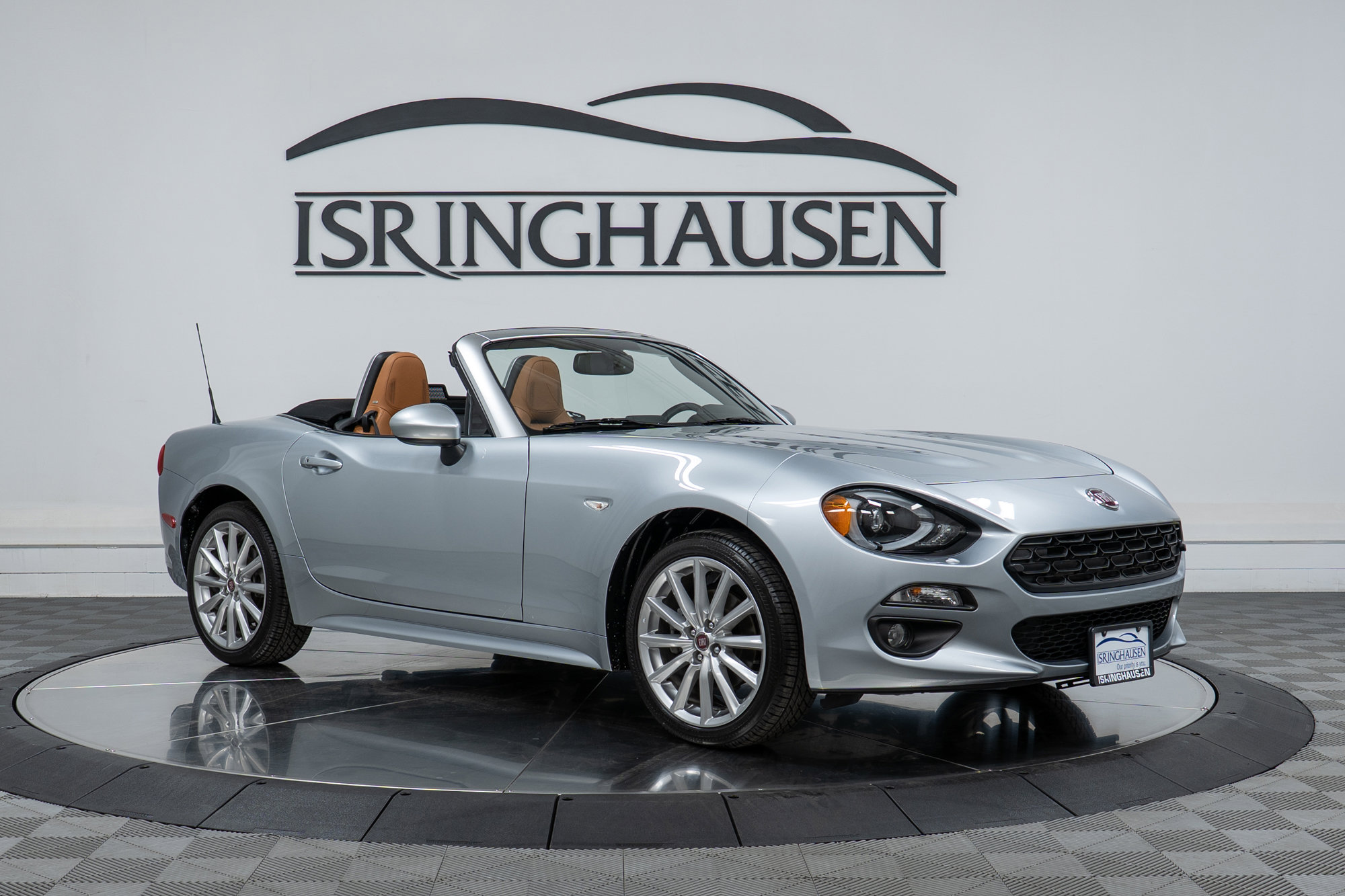 Used 2018 FIAT 124 Spider Lusso w/ Convenience Group image 3