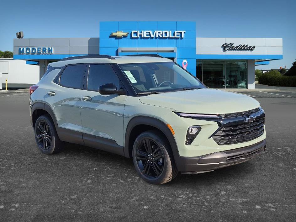 New 2026 Chevrolet TrailBlazer LT w/ Midnight Edition AWD/4WD image 7