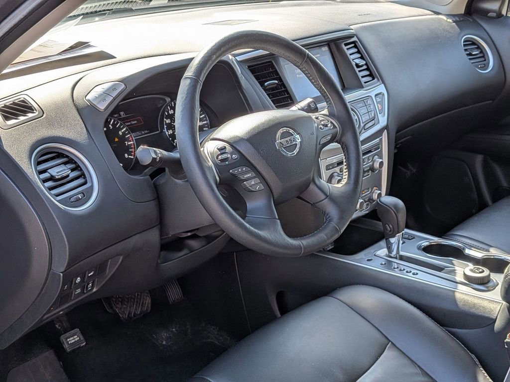 Used 2019 Nissan Pathfinder SL w/ SL Premium Package AWD/4WD image 13