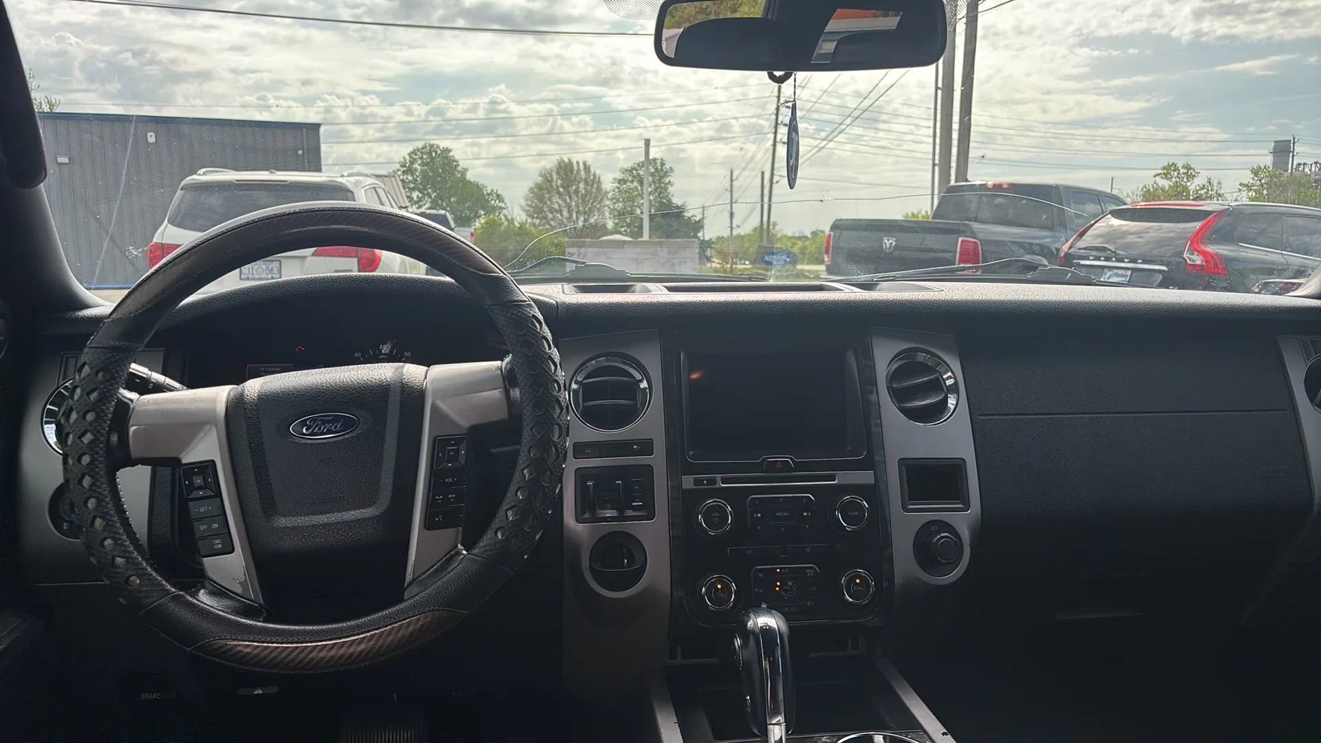 Used 2016 Ford Expedition EL Limited RWD image 7