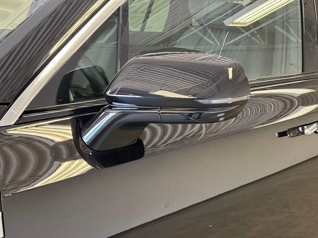 New 2026 Cadillac Vistiq Luxury image 11