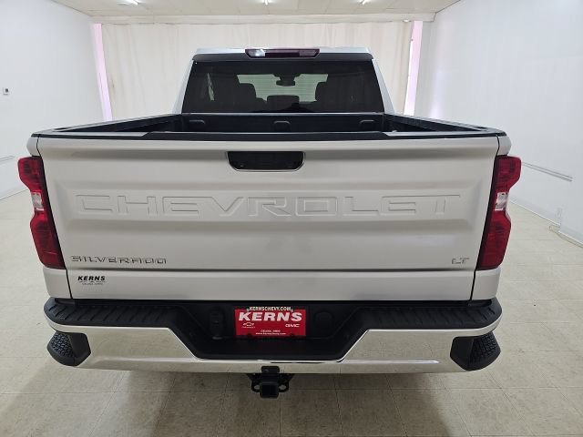 Used 2022 Chevrolet Silverado 1500 LT AWD/4WD image 16