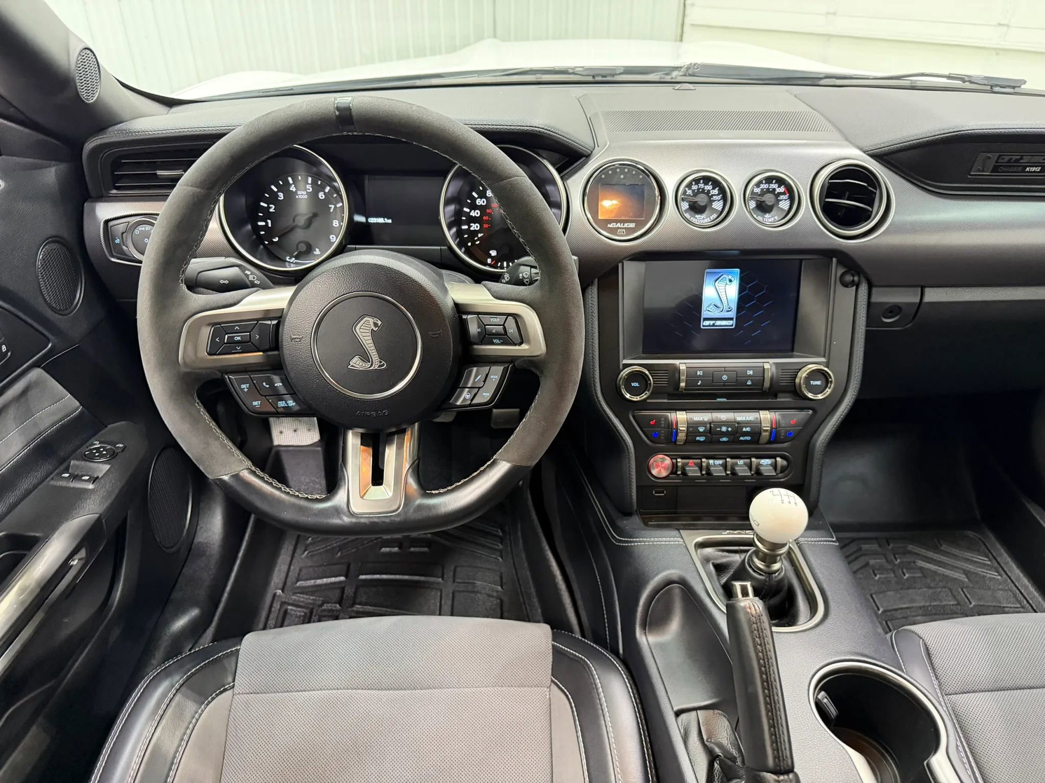 Used 2019 Ford Mustang Shelby GT350 w/ Technology Package image 25