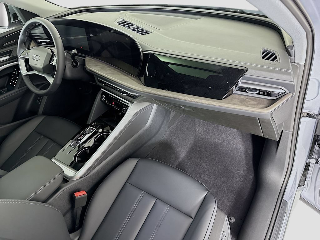 Used 2026 Audi Q5 Premium w/ Premium Plus AWD/4WD image 19