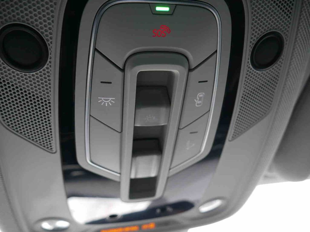 Used 2023 Audi Q7 3.0T Premium Plus image 38