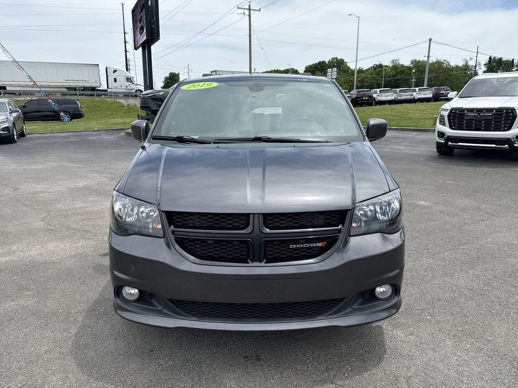 Used 2019 Dodge Grand Caravan SE FWD image 16