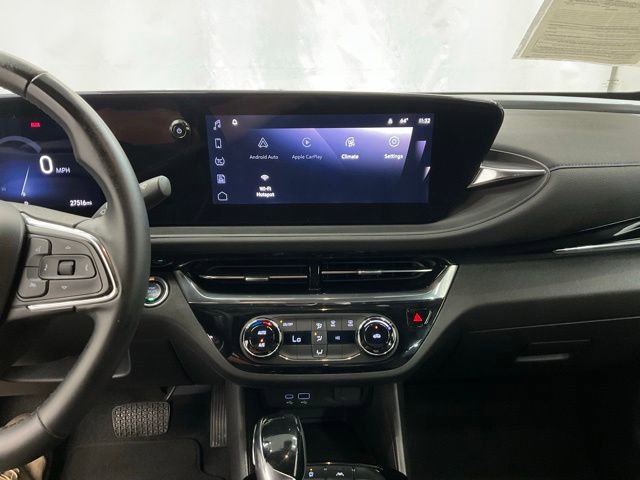 Used 2025 Buick Envista Sport Touring FWD image 17