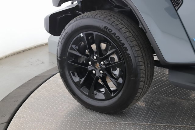 Used 2025 Jeep Wrangler Unlimited Sahara image 13