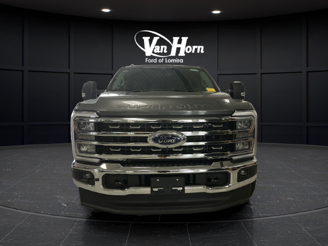 New 2026 Ford F350 XLT w/ XLT Premium Package AWD/4WD image 3
