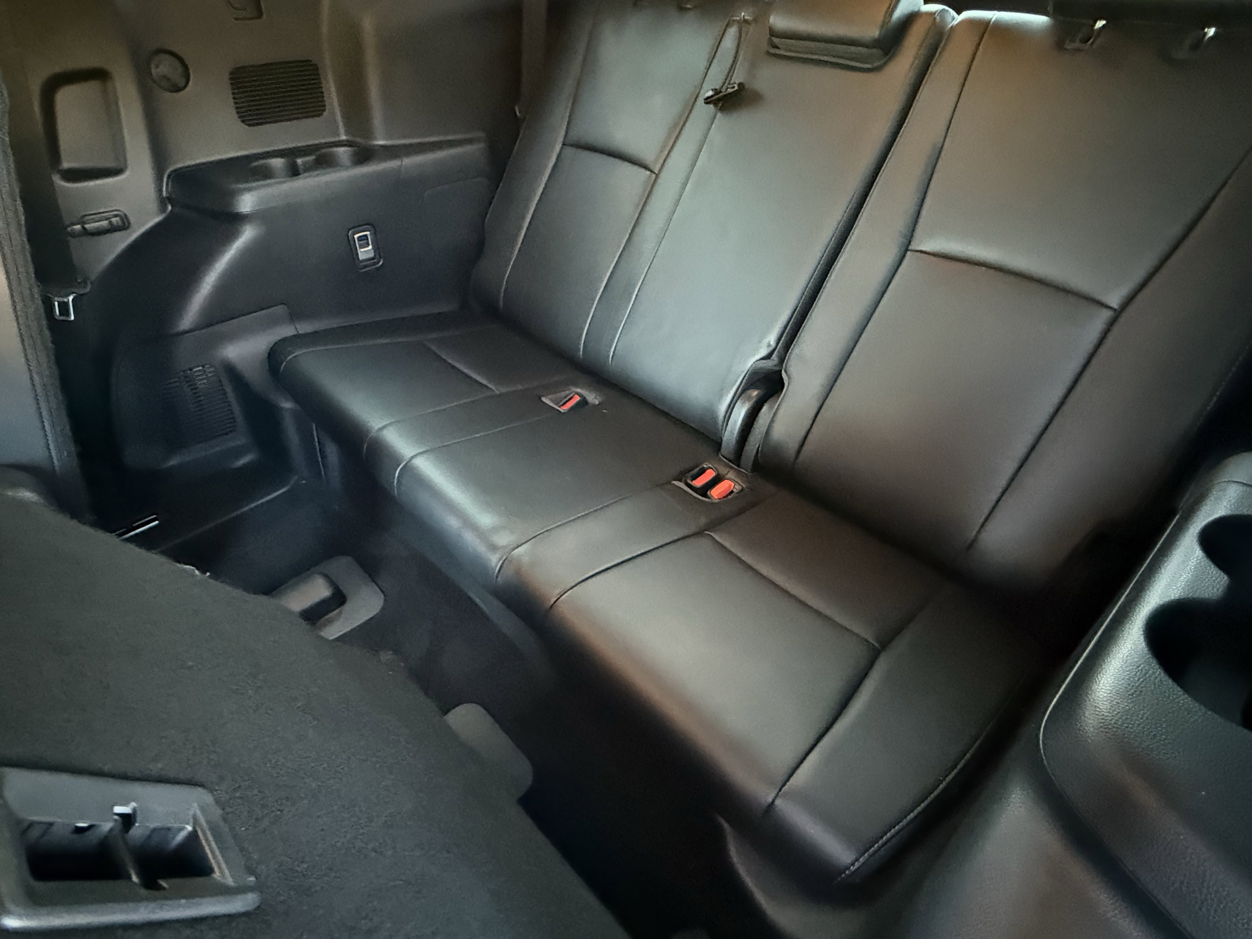 Used 2022 Toyota Highlander Limited image 16