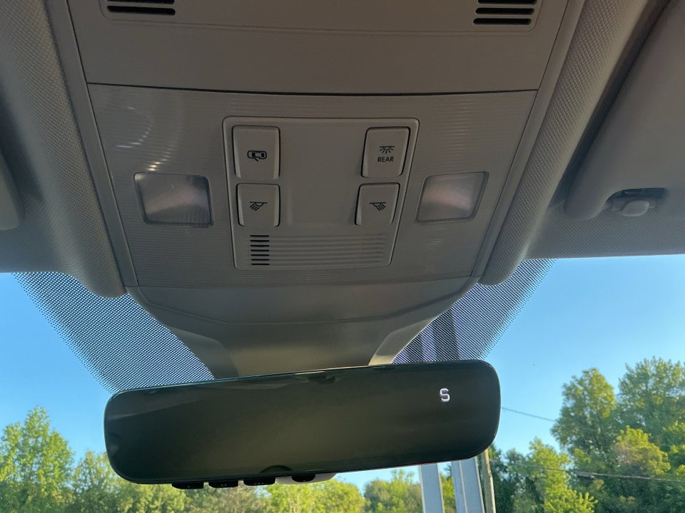 Certified 2022 Volkswagen Jetta SE image 25