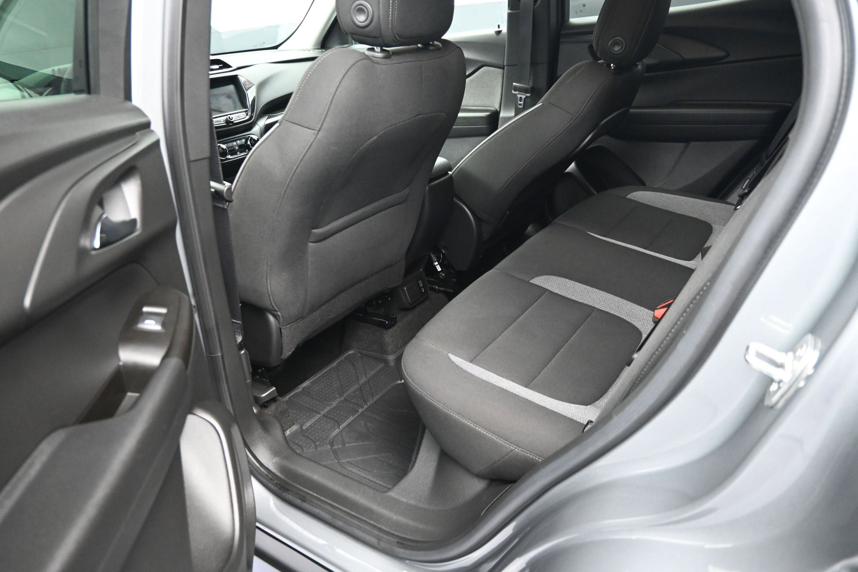 Certified 2023 Chevrolet TrailBlazer LT w/ Convenience Package FWD image 25