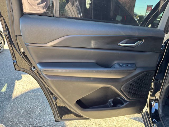 Used 2024 Jeep Grand Cherokee L Altitude AWD/4WD image 32