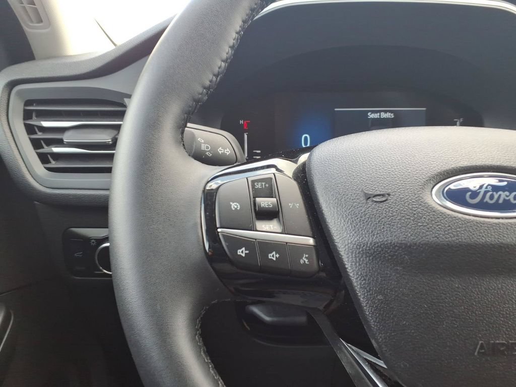 Used 2023 Ford Escape Active AWD/4WD image 14