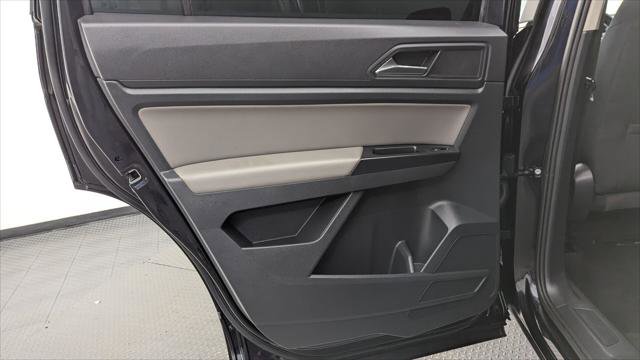 Used 2021 Volkswagen Atlas S image 16