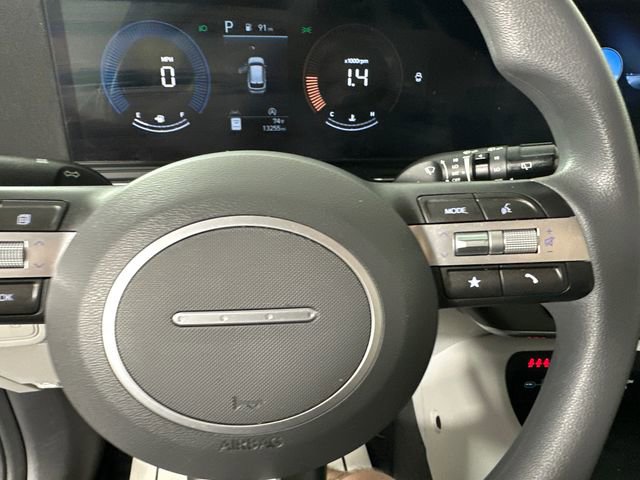 Used 2024 Hyundai Kona SE AWD/4WD image 27