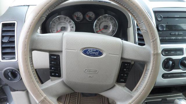 Used 2007 Ford Edge SEL image 19