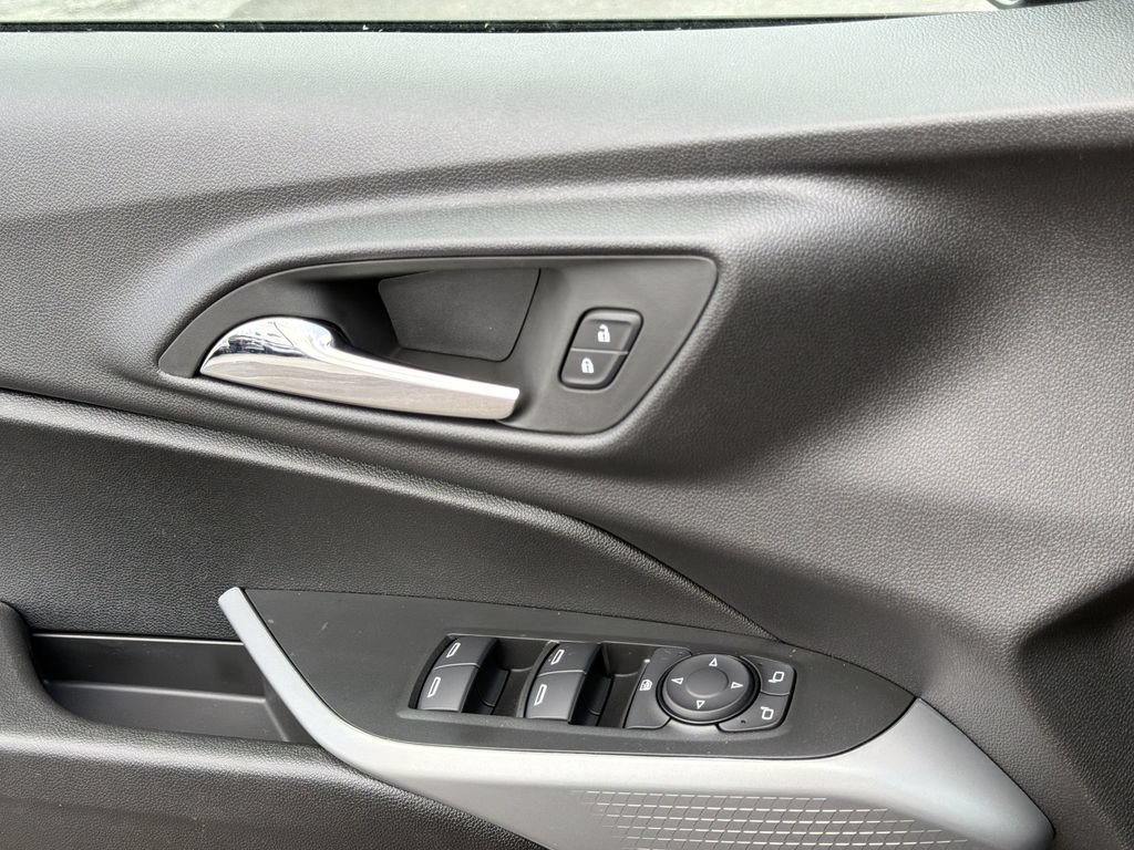 New 2026 Chevrolet Trax LS FWD image 14