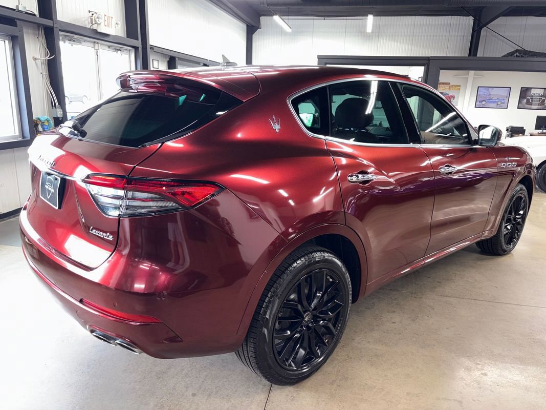 Used 2022 Maserati Levante GT image 9