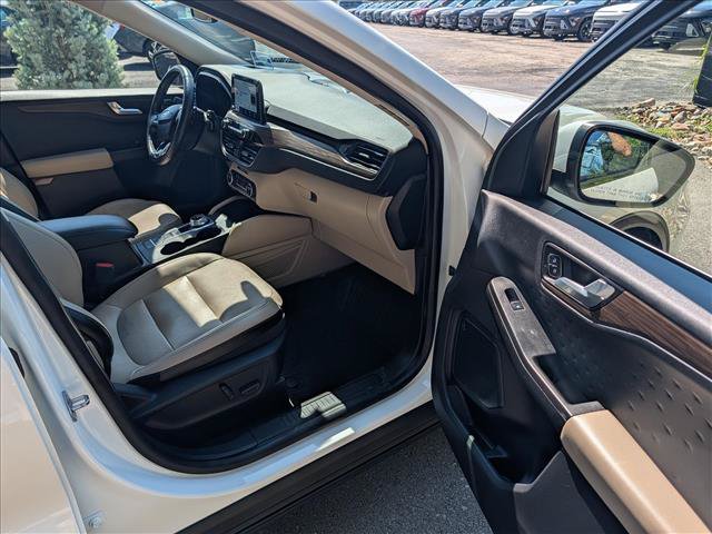 Used 2020 Ford Escape Titanium AWD/4WD image 11