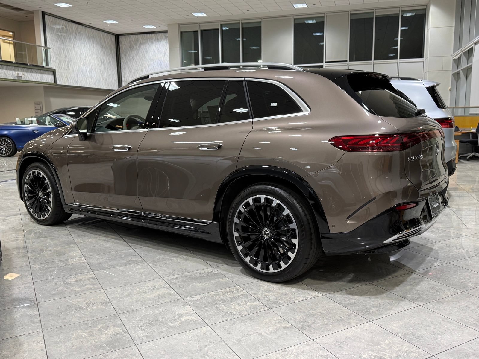 New 2026 Mercedes-Benz EQS 400 4MATIC SUV image 13