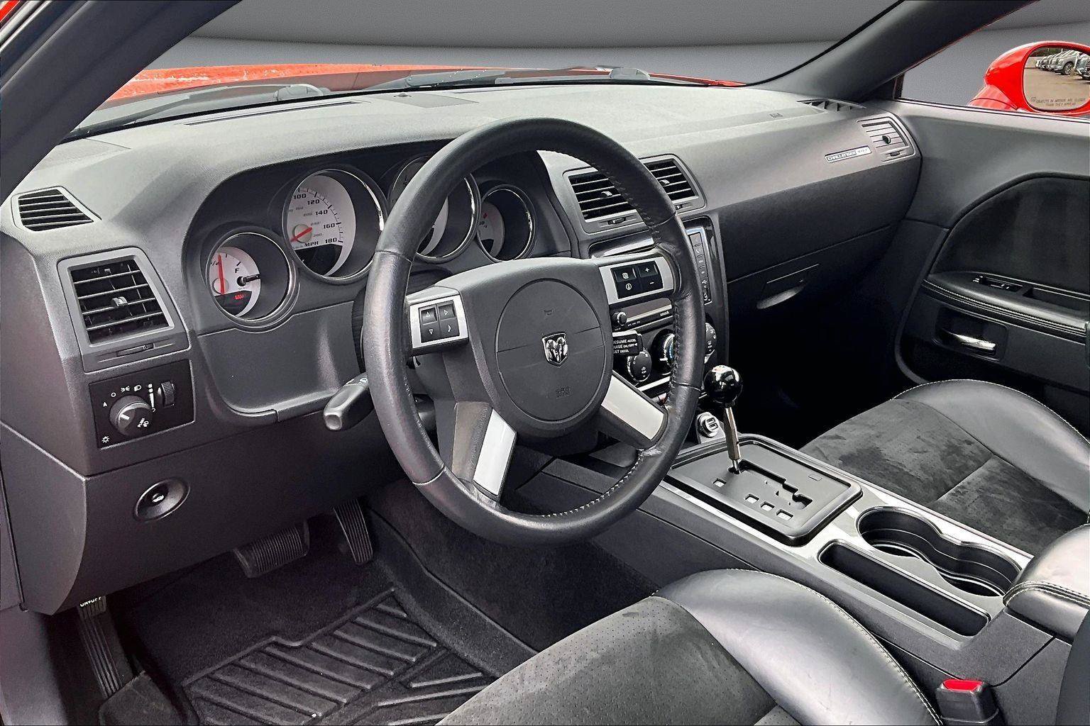 Used 2009 Dodge Challenger SRT8 w/ SRT Option Group II RWD image 17