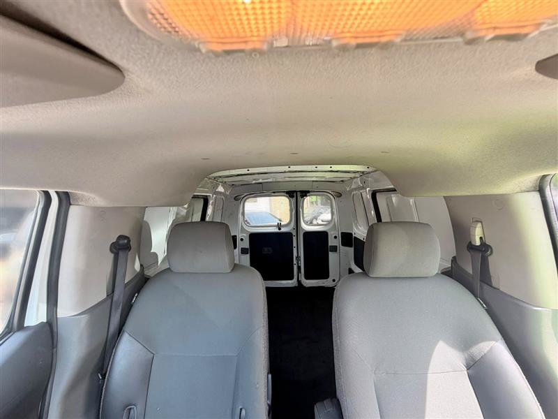 Used 2017 Nissan NV200 SV w/ Back Door Glass Package FWD image 17