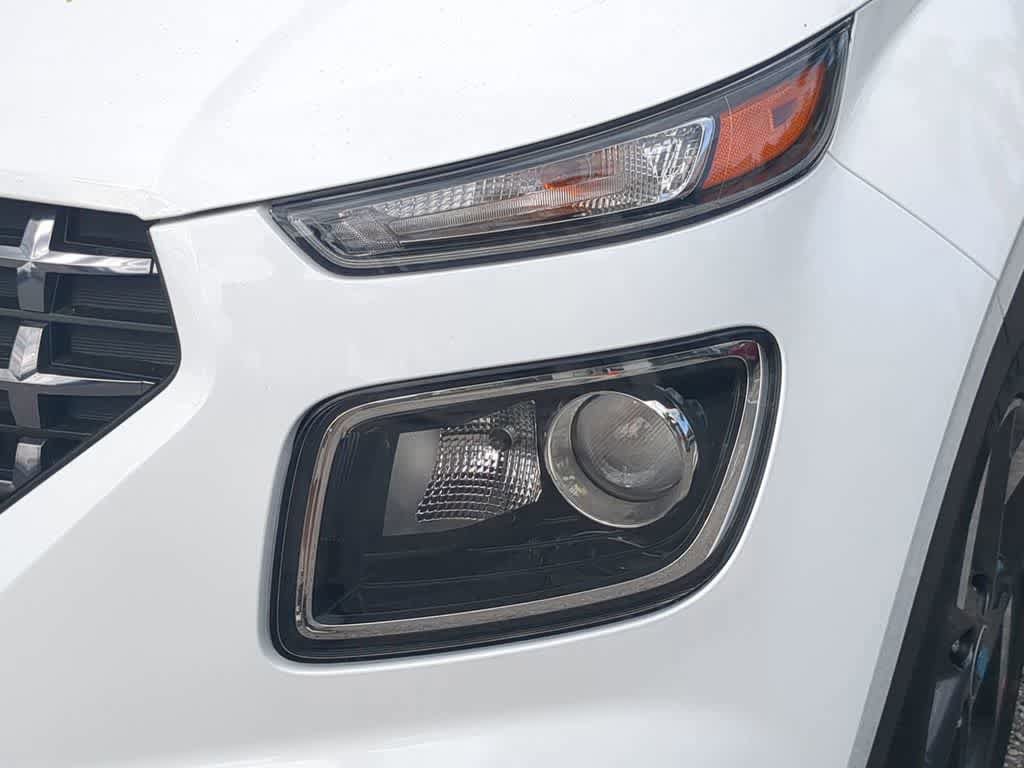 New 2026 Hyundai Venue SEL FWD image 11