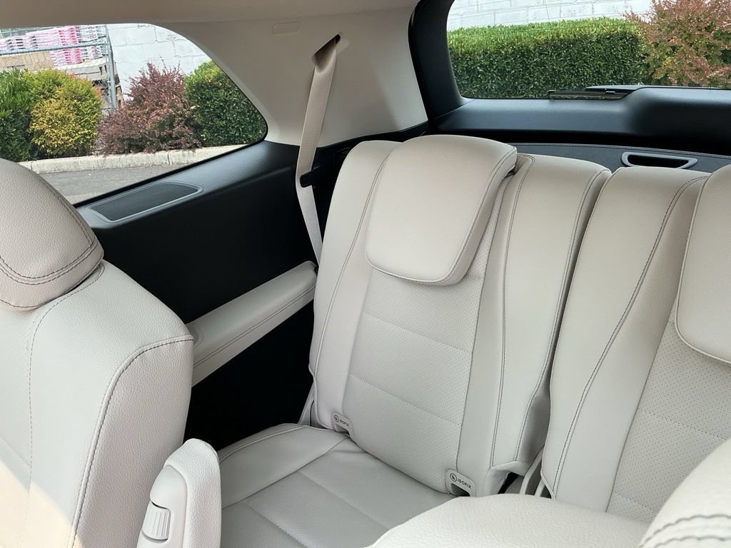 New 2026 Mercedes-Benz GLS 450 4MATIC image 26