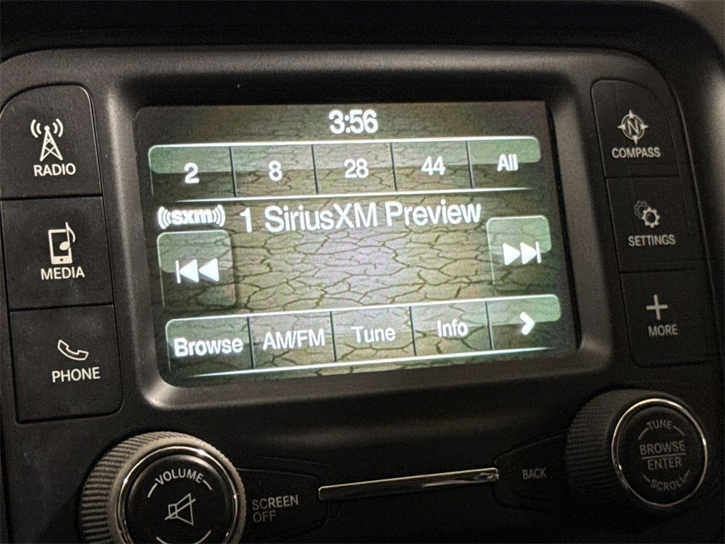 Used 2014 Jeep Cherokee Sport image 13